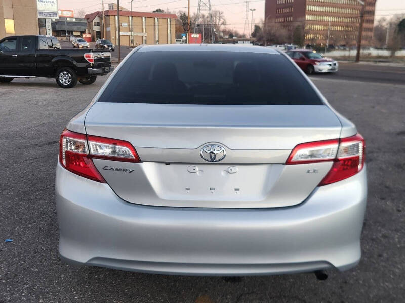 2014 Toyota Camry LE
