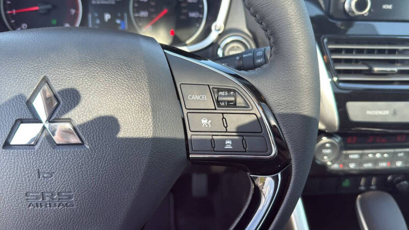 2025 Mitsubishi Eclipse Cross SE