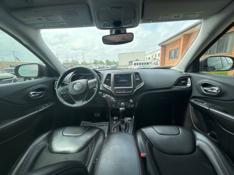 2019 Jeep Cherokee Trailhawk