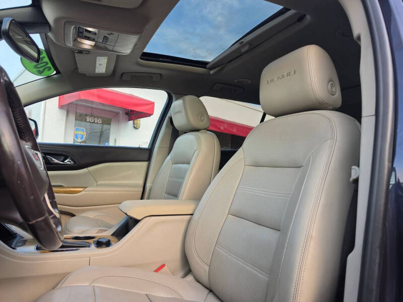 2018 GMC Acadia Denali
