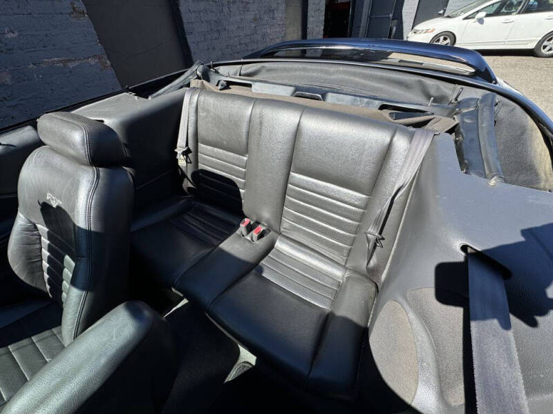2000 Ford Mustang GT