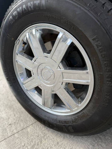 2011 Cadillac Escalade EXT Premium