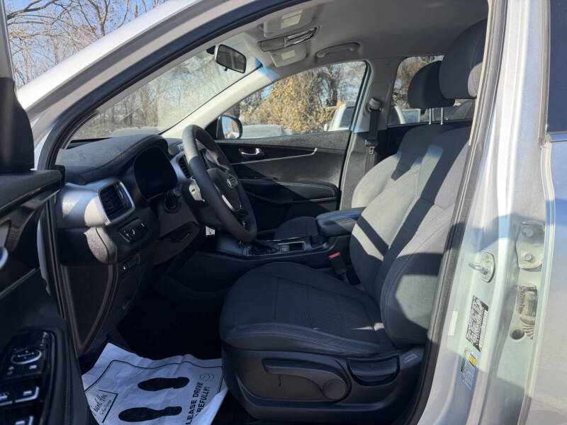 2019 Kia Sorento LX