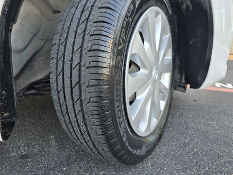 2016 Nissan Versa 1.6 SV