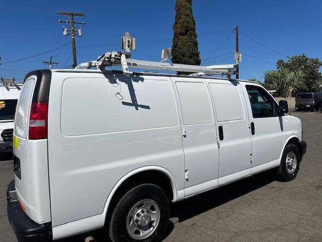 2018 Chevrolet Express 2500