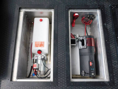 2025 United Trailers UAT 34' Aluminum Stacker Loade