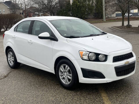 2016 Chevrolet Sonic LT Auto