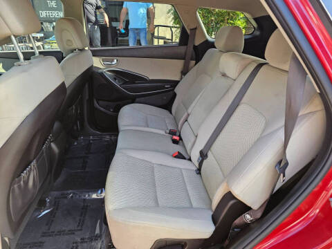 2018 Hyundai Santa Fe SE