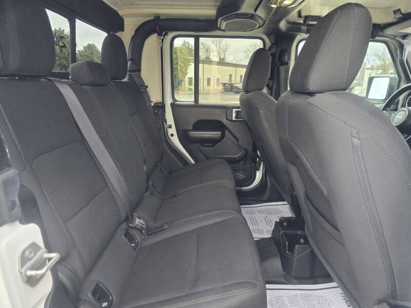 2020 Jeep Gladiator Sport S