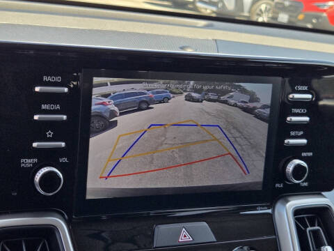 2021 Kia Sorento LX