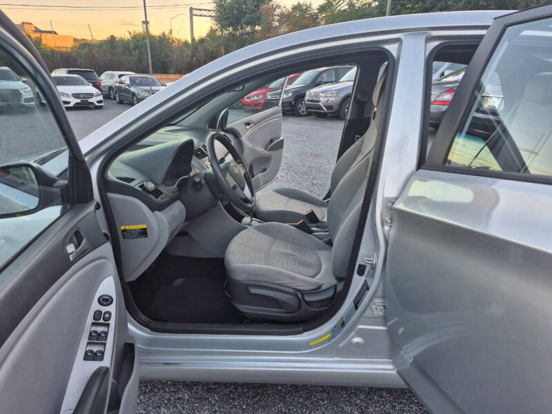 2015 Hyundai Accent GLS