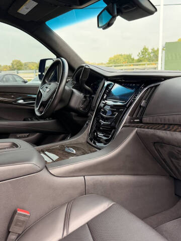 2016 Cadillac Escalade Platinum