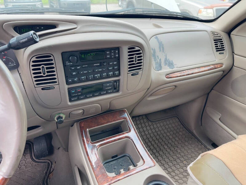 2001 Lincoln Navigator