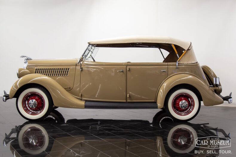 1935 Ford Model 48
