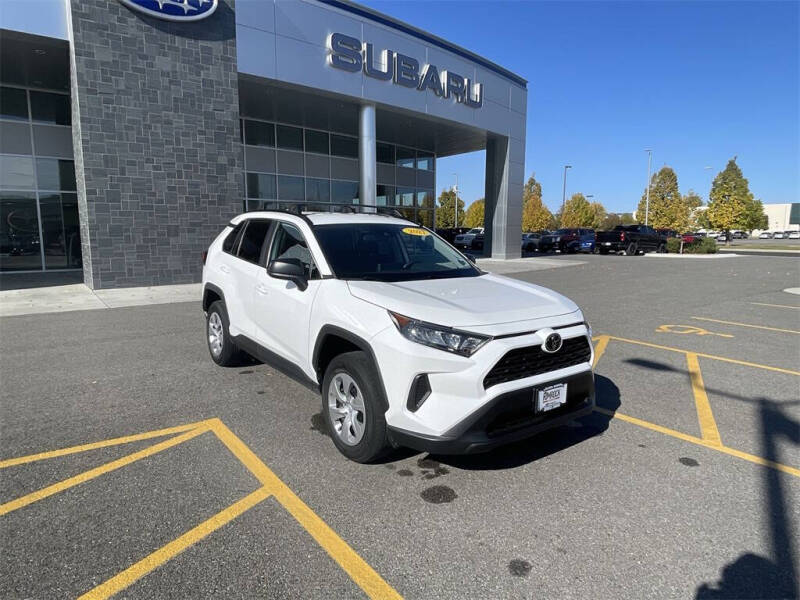 2021 Toyota RAV4 LE