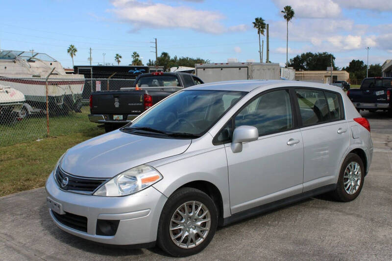 2011 Nissan Versa 1.8 S