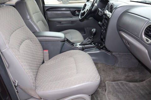 2004 GMC Envoy XUV SLT