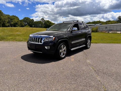 2013 Jeep Grand Cherokee for sale at Pelham Auto Group in Pelham NH