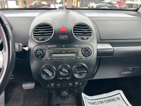 2009 Volkswagen New Beetle Convertible Base PZEV