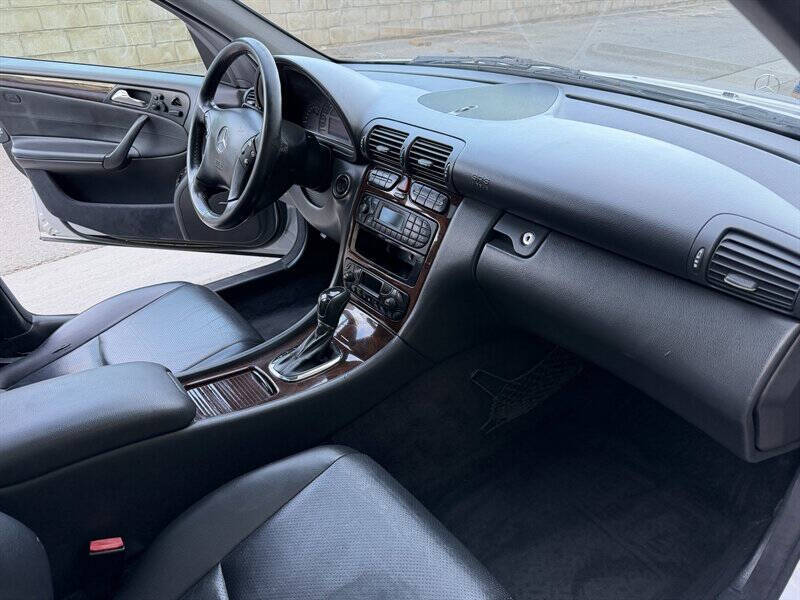 2002 Mercedes-Benz C-Class C 320