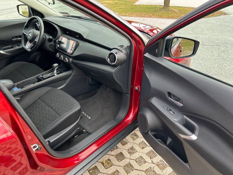 2023 Nissan Kicks SV