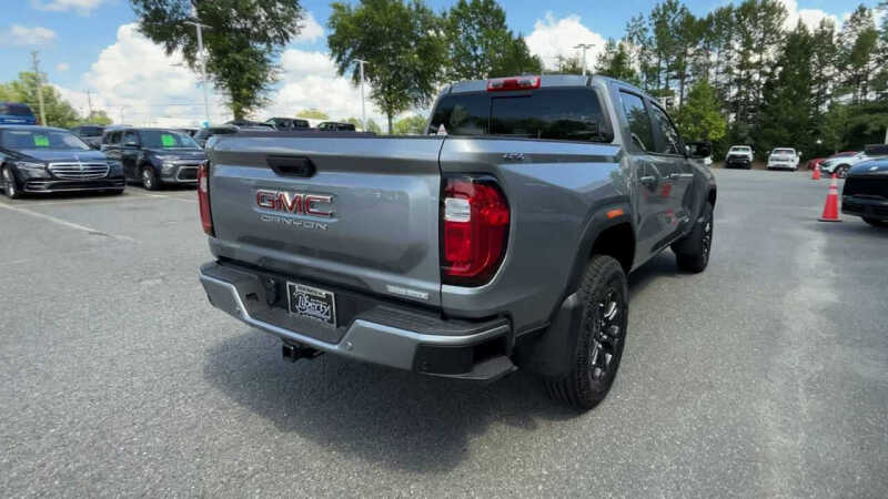 2025 GMC Canyon Elevation