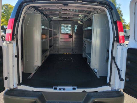 2025 Chevrolet Express 2500