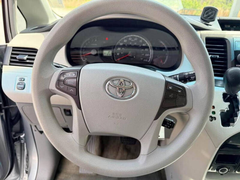 2011 Toyota Sienna