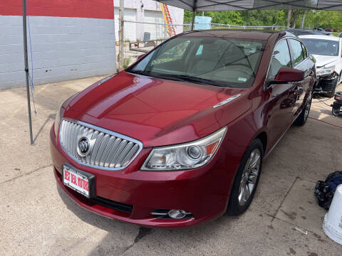 2010 Buick LaCrosse for sale at Best Deal Motors in Saint Charles MO