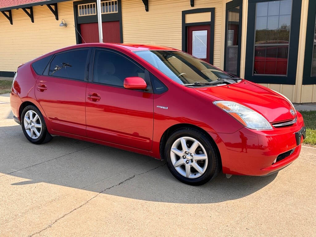 2008 Toyota Prius for sale at BANKERS AUTOS in Denton, TX