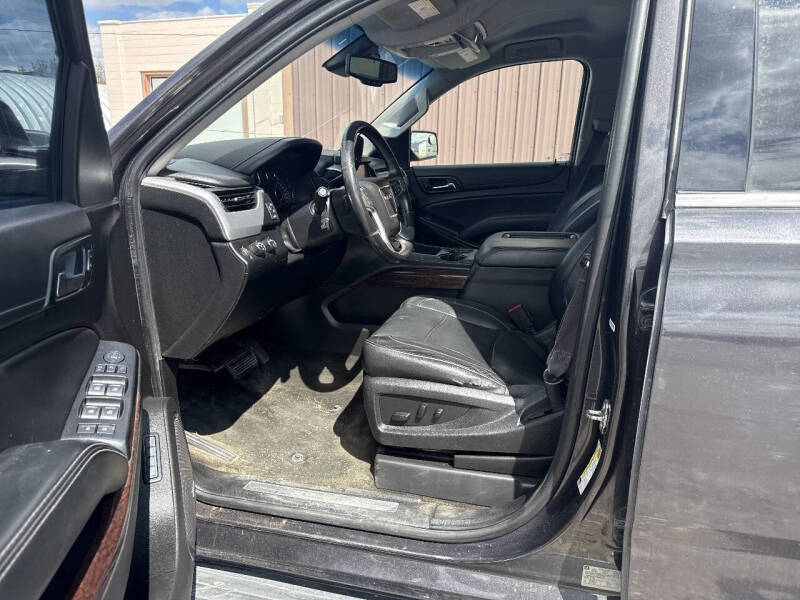 2017 GMC Yukon XL SLT