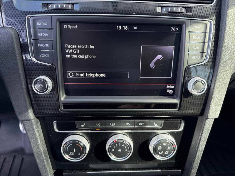 2017 Volkswagen Golf GTI S