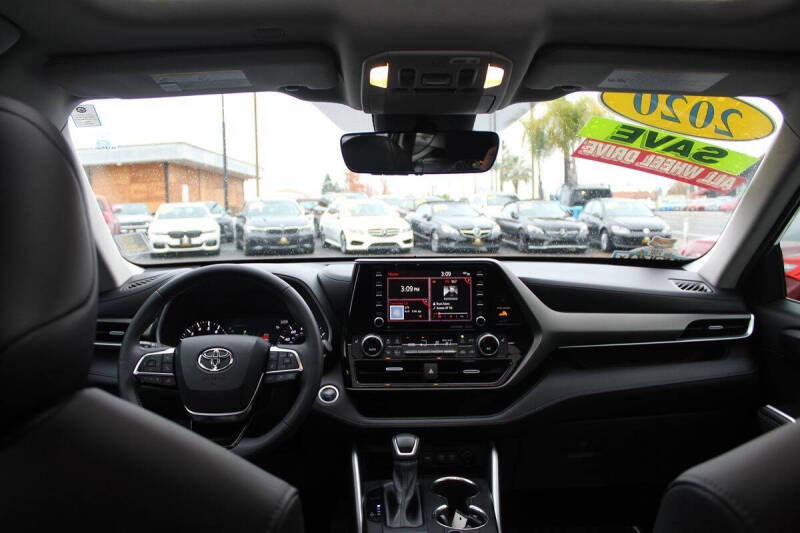 2020 Toyota Highlander XLE