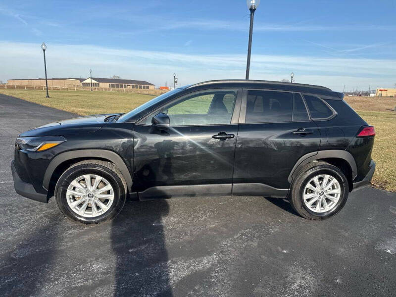 2025 Toyota Corolla Cross LE