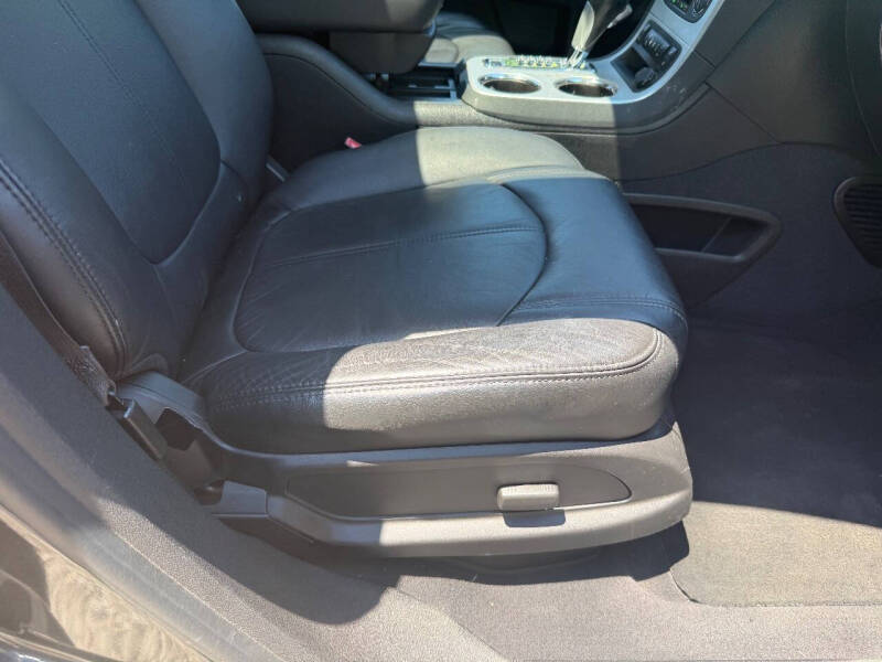 2011 GMC Acadia SLT-1