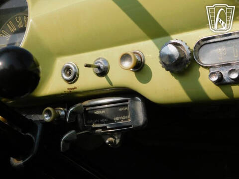 1950 Ford Deluxe