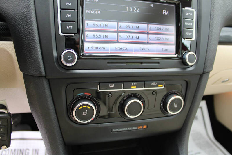 2013 Volkswagen Jetta SportWagen SE PZEV