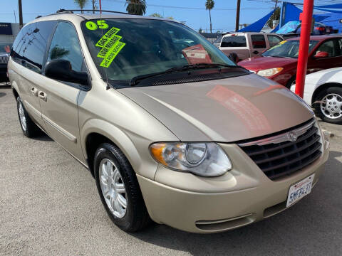2005 Chrysler Town and Country for sale at North County Auto in Oceanside CA