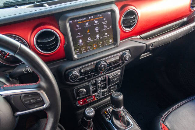 2020 Jeep Gladiator 32
