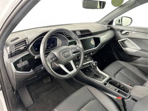 2024 Audi Q3 quattro S line Premium 45 TFSI