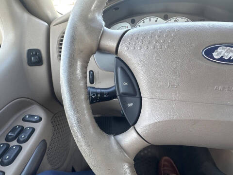 2001 Ford Explorer Sport Trac