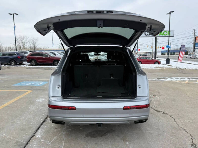 2019 Audi Q7 quattro Prestige 55 TFSI