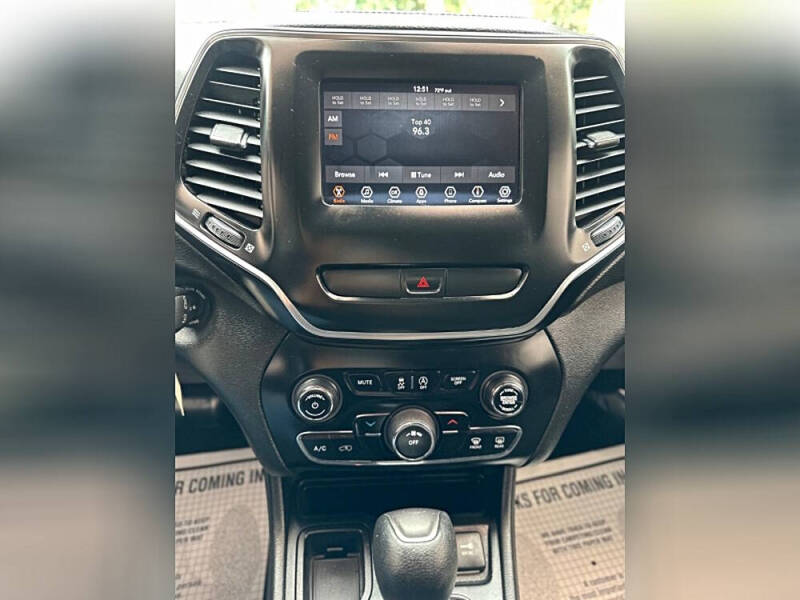 2019 Jeep Cherokee Latitude