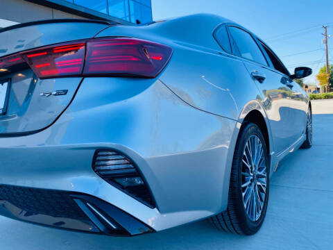 2022 Kia Forte GT Line