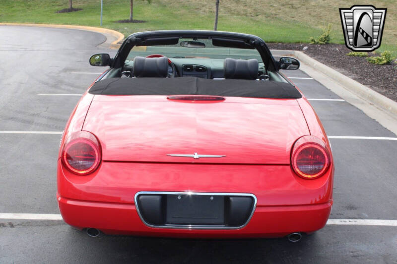 2002 Ford Thunderbird Deluxe