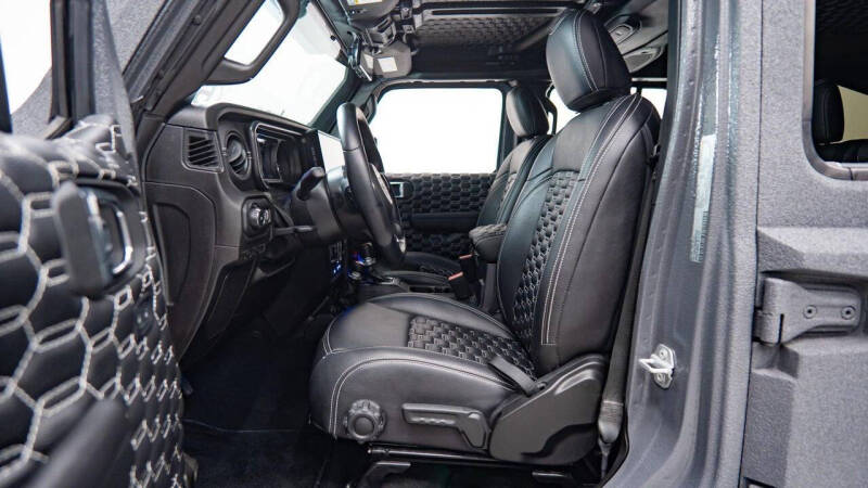 2025 Jeep Gladiator