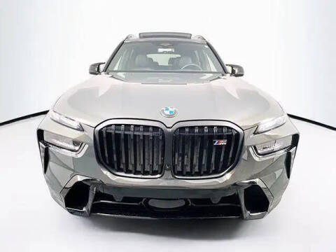2025 BMW X7 M60i