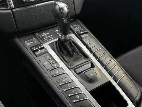 2017 Porsche Macan GTS