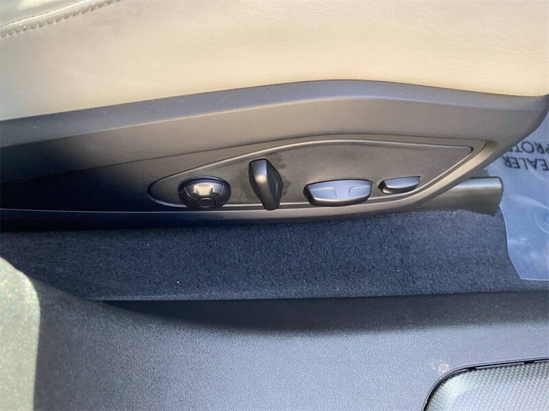 2020 Porsche Taycan Turbo