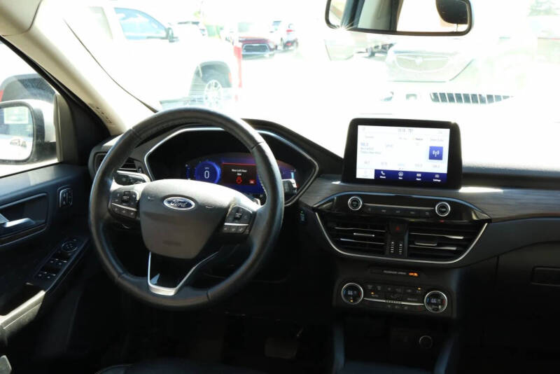 2020 Ford Escape Titanium